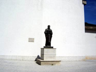 Estátua de São Mateus