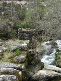 Ruínas da Ponte de Joana