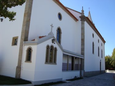 Igreja Paroquial de Santa Maria de Lamas