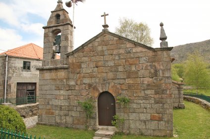 Igreja Paroquial de Lamas de Mouro
