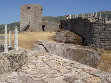 Castelo de Linhares da Beira