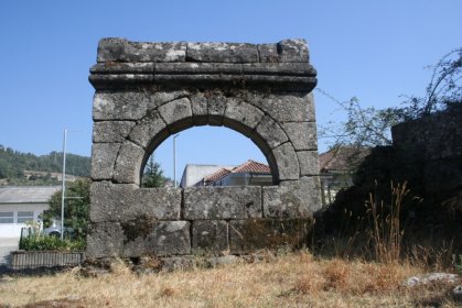 Memorial de Alpendorada