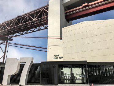 Centro Interpretativo da Ponte 25 de Abril - Experiência Pilar 7