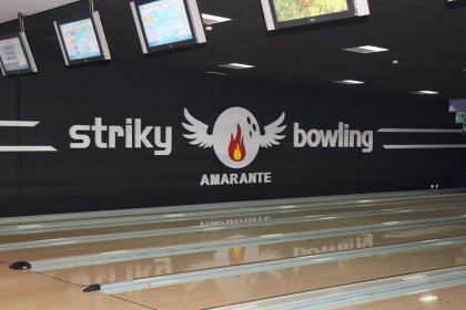 Striky Bowling