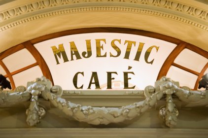 Edifício do Majestic Café