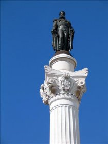 Estátua de Dom Pedro IV