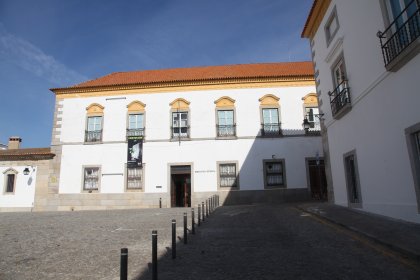 Biblioteca Pública de Évora
