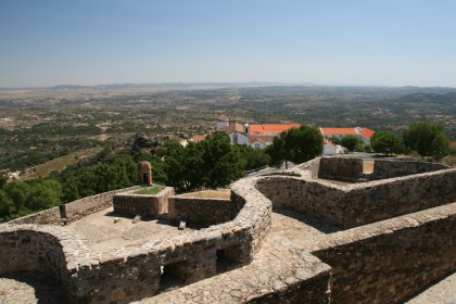Muralhas do Castelo e Porta de Marvão